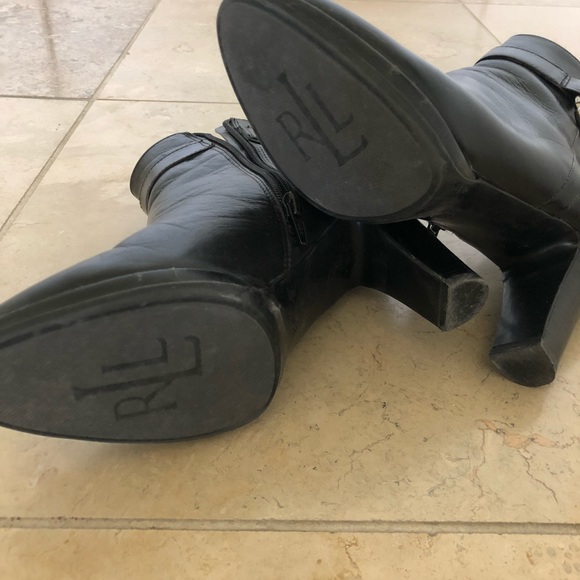Ralph Lauren black leather ankle boots. 8.5 - Picture 6 of 6